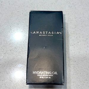 Anastasia Beverly Hills - Hydrating Oil